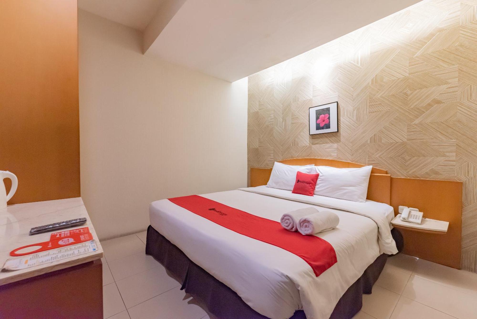 Reddoorz Plus @ Cipaganti Street 3 Bandung Dış mekan fotoğraf