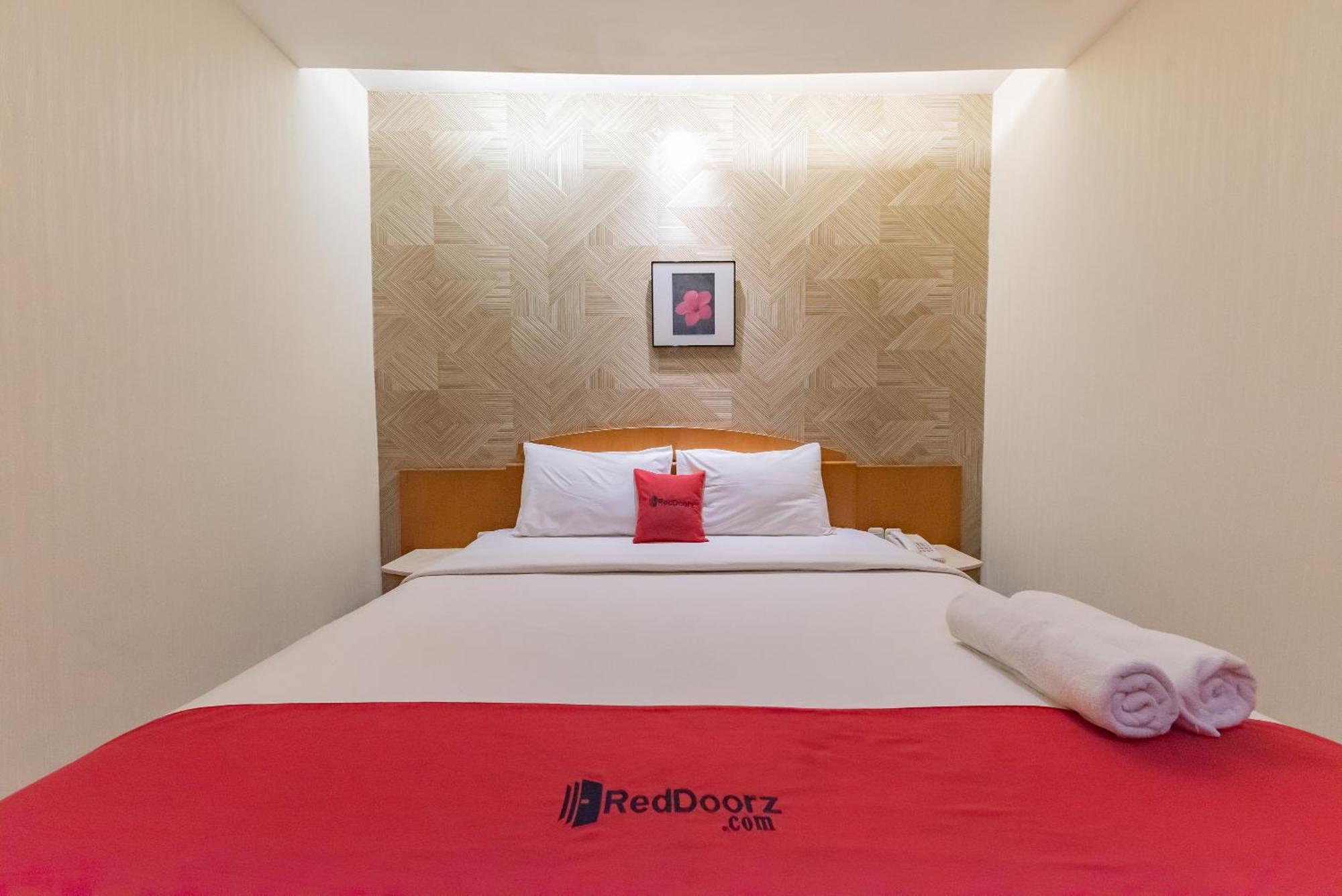 Reddoorz Plus @ Cipaganti Street 3 Bandung Dış mekan fotoğraf